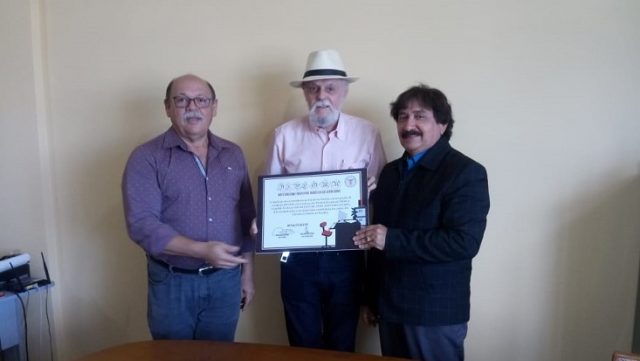 HOMENAGEM PROF GUERRA 1