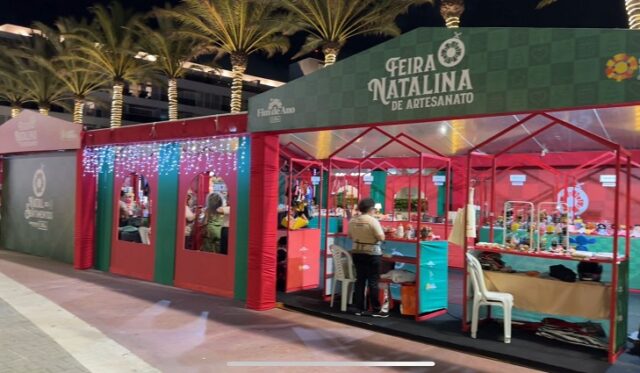 FEIRA NATALINA DE ARTESANATO