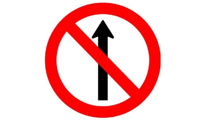 PROIBIDO SEGUIR EM FRENTE