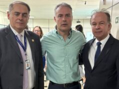 Presidente do Clube do Carro Antigo da PB acompanha ministro na solenidade de lançamento da nova CNH