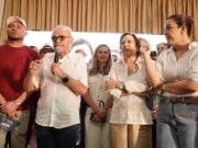 Multidão em Guarabira acompanha anúncio do apoio da prefeita Léa e da deputada Camila Toscano a Cícero Lucena